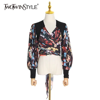 

TWOTWINSTYLE Vintage Patchwork Women Blouse V Neck Lantern Long Sleeve Irregular Pleated Shirt For Female Clothing 2020 Fashion