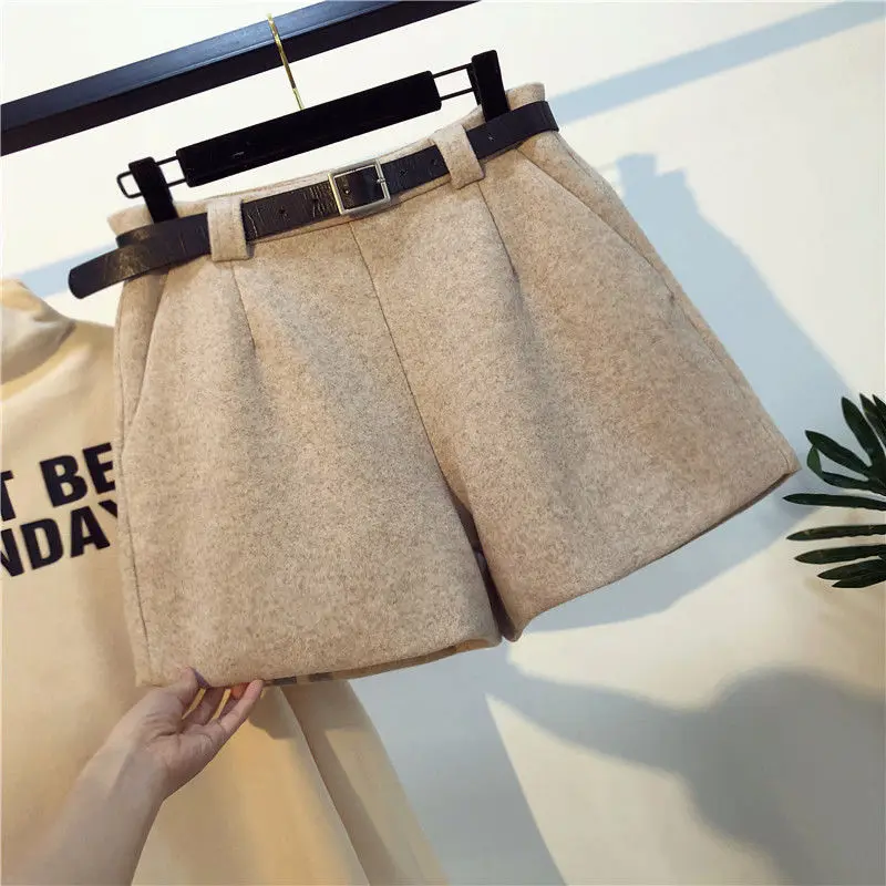 AREQW Autumn Winter High Waist Shorts for Women Casual Warm Booty Shorts with Belt