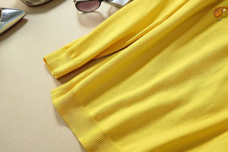 VERDEJULIAY Runway Yellow Sweater Autumn Winter Fashion New Luxury Beading Diamonds Patch European Top