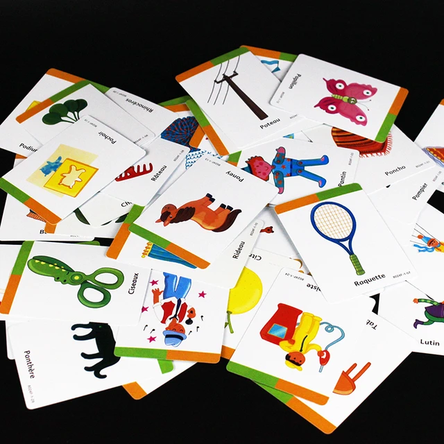 Jogos de memória com legumes de desenho animado. aprendendo jogo de cartas.  jogo educativo para crianças e bebês da pré-escola