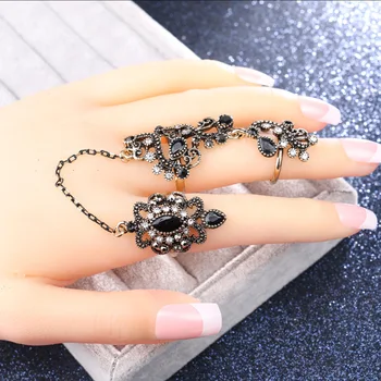 

Retro ring hollowed out flower gold plated jewelry adjustable double ring