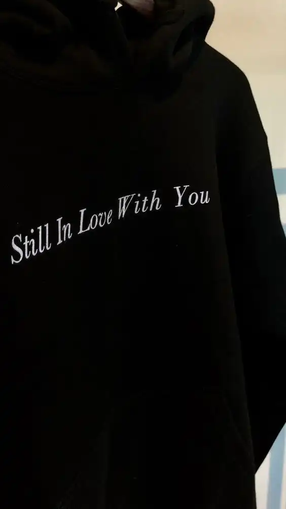 cute sweatshirts outfits