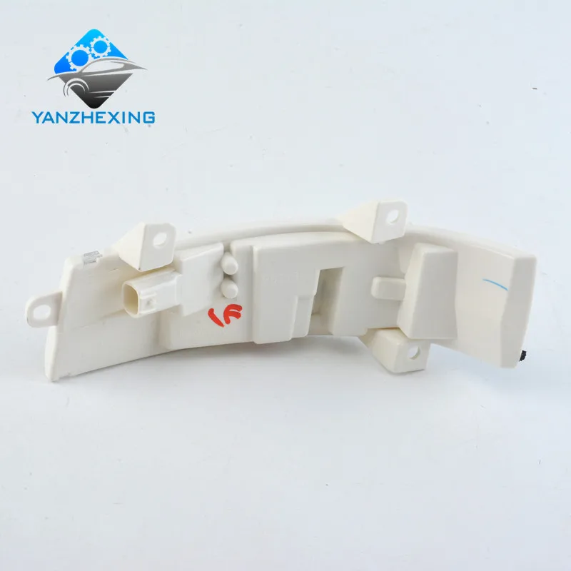 09-14锋范倒车镜灯 (5)