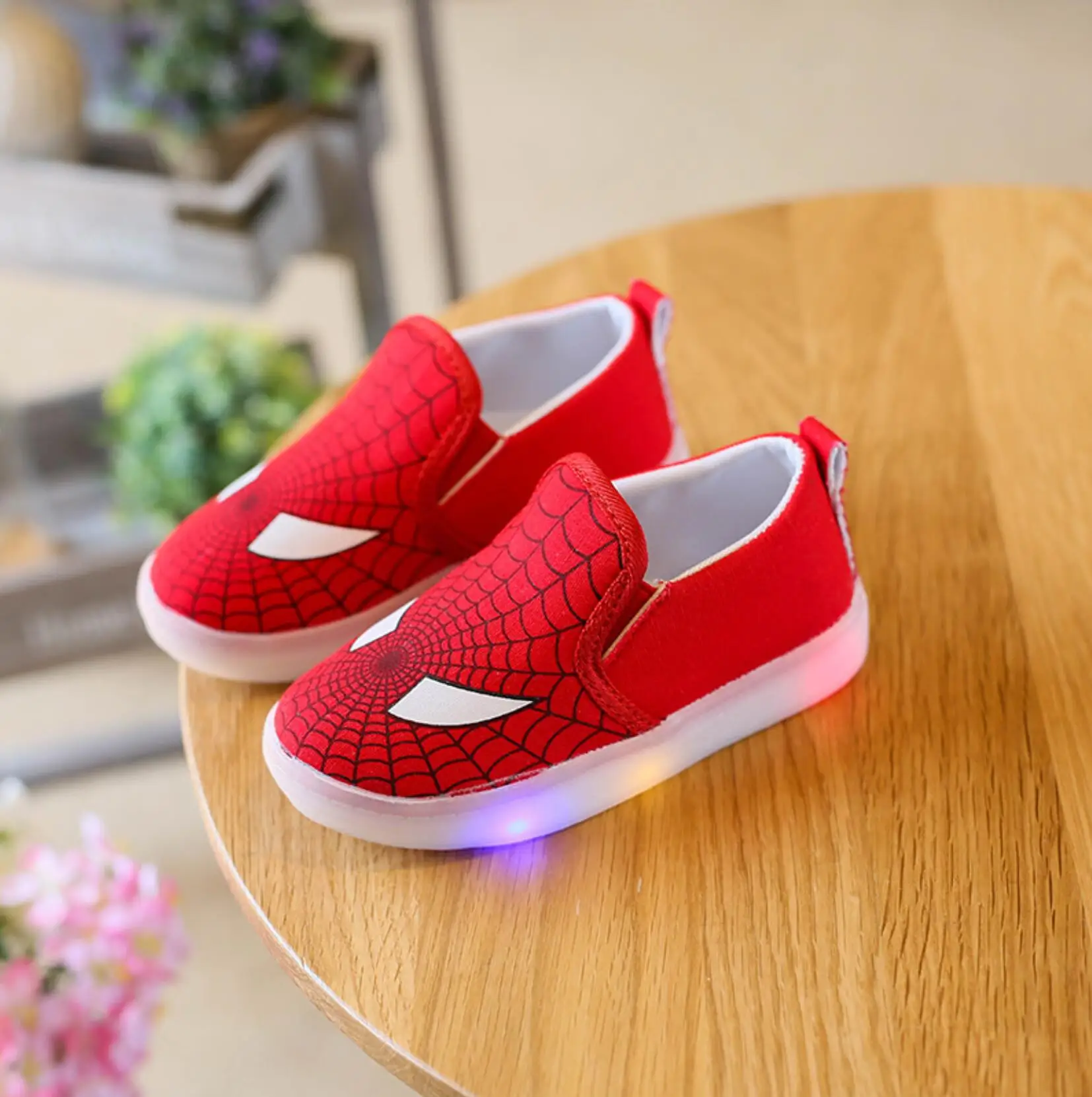 JawayKids/Милая обувь для малышей; парусиновые кроссовки для маленьких детей; светящаяся обувь для малышей; мягкая обувь с рисунком для мальчиков и девочек - Цвет: Красный