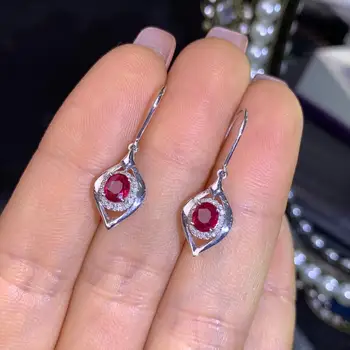 

Y409 Ruby Earrings Real 18 K Gold AU750 100% Nature 1.26ct pigeon blood red Ruby Female Earrings Fine Gift women Stud Earrings