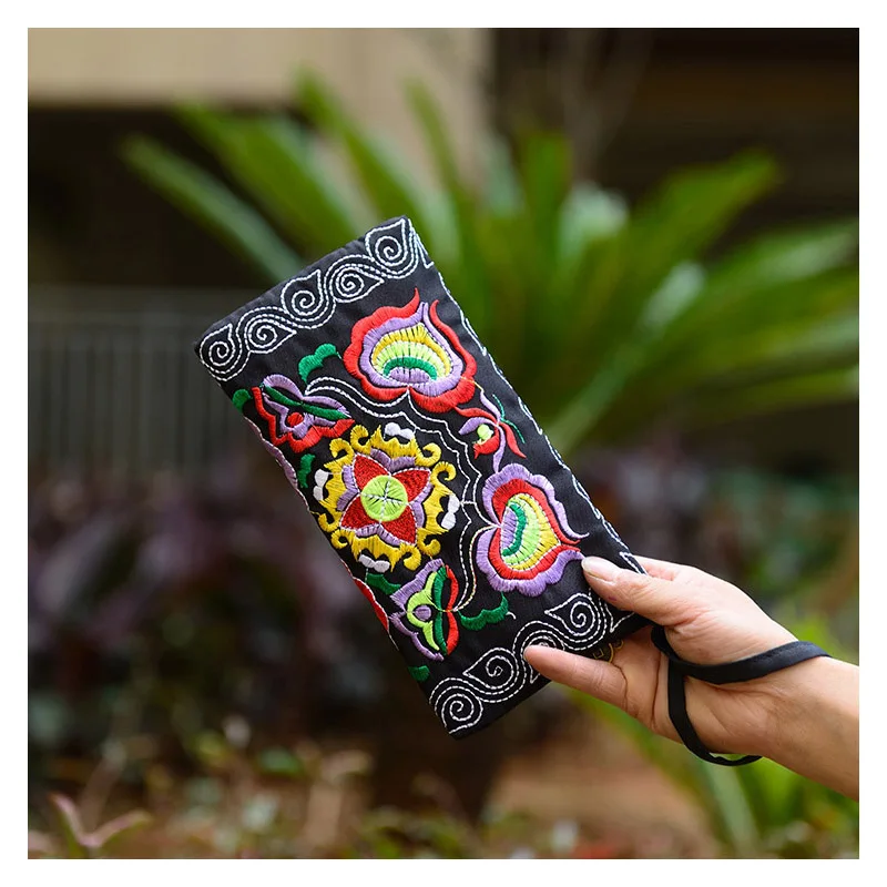 Women Vintage Ethnic Floral Embroidered Coin Clutch Long Wallet Durable Coin Purse Card Holder Portable Handbags 20*0.5*11CM