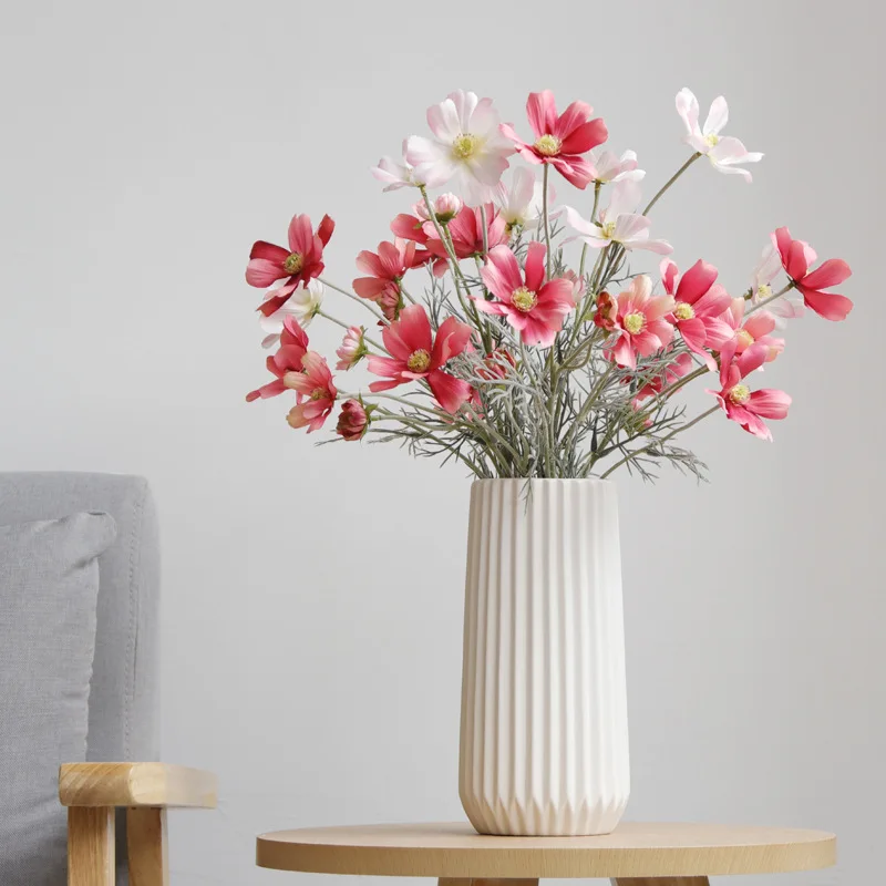 

Белая керамическая ваза для оригами, простой и Креативный цветочный контейнер в полоску, украшение для гостиной, домашний декор, художественная Цветочная композиция