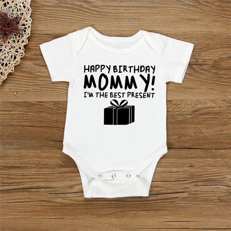 Одежда для малышей; комбинезон для новорожденных мальчиков и девочек на день рождения; милый мягкий комбинезон для младенцев с принтом «Мама»; комбинезон; подарок для мамы