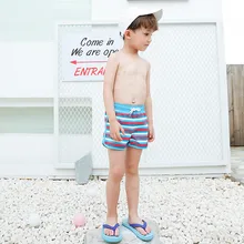 Новая модель, детские пляжные шорты для мальчиков Для детей 2–14 лет для новорожденных мальчиков голубой и розовый полосатый рисунок Купальники Дети Мужские шорты для купания для мальчиков пляжная одежда