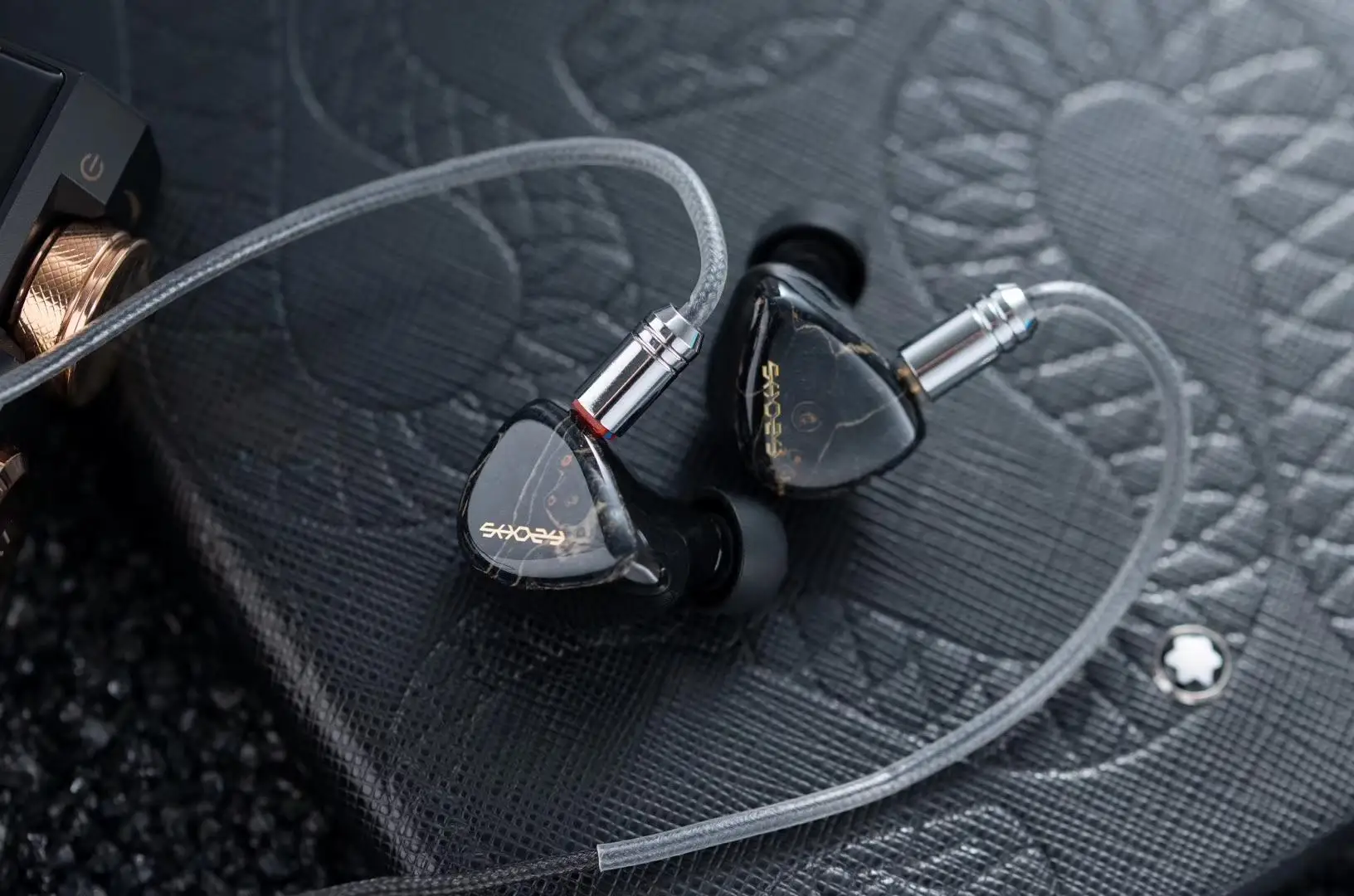 Shozy Form1 4 Form 1 4 1DD 4BA Five Driver Hybrid Hifi Monitor Studio Detachable Cable In ear Earphones for Audiophile Musician