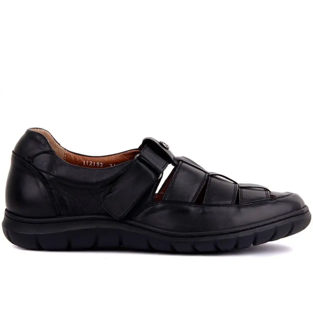

Sail-Lakers Black Leather Male Sandals