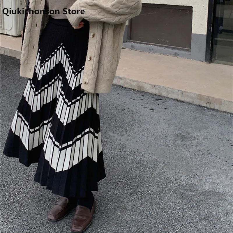 

Knit Skirt Women Autumn Winter Korean Fashion Vintage Wavy Striped Jacquard Knitted High Waist Midi Long Pleated Skirts jupe