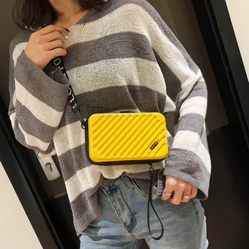 

Small bag female 2020 Korean version of the new messenger bag luggage bag personality shoulder small square bag tide