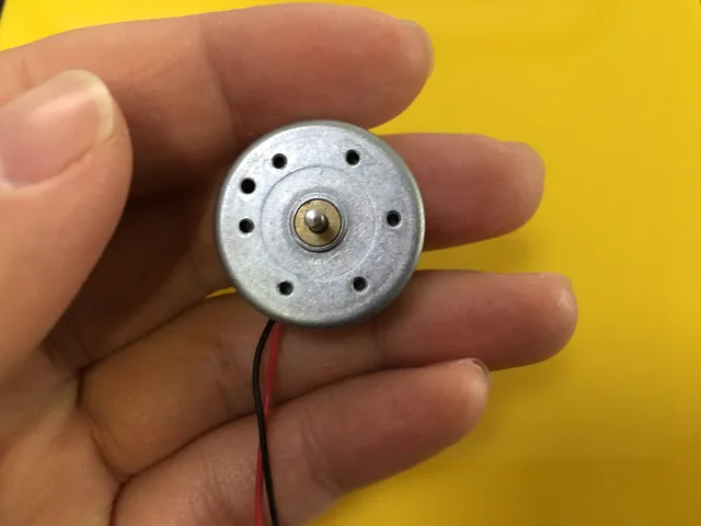 Introducing the 1pc 5500rpm Micro Model 300 Solar Energy Suit Round DC Motor