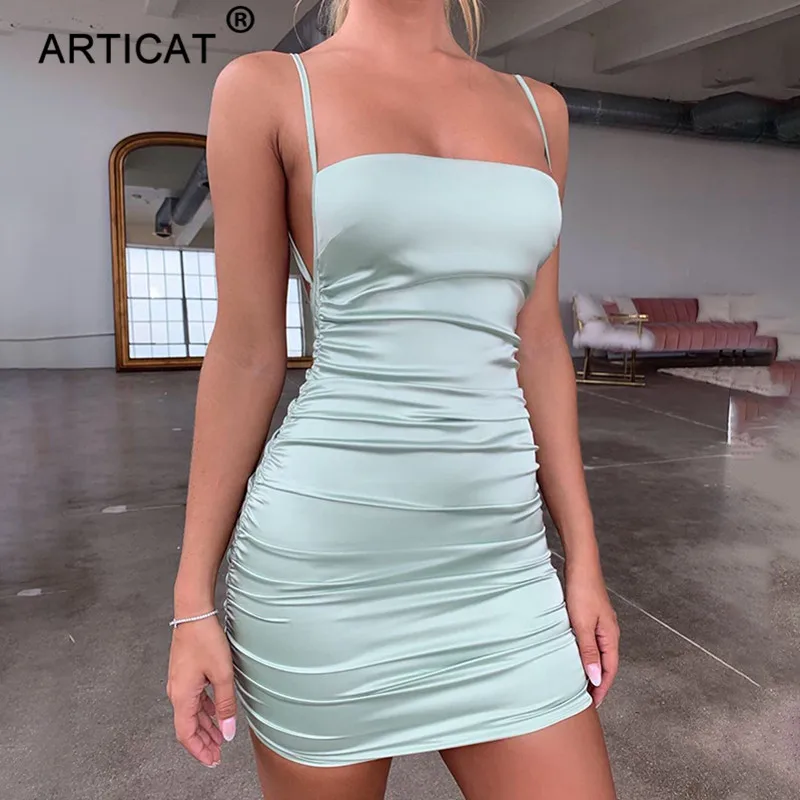 En Ligne Robe en Satin à bretelles Spaghetti pour femmes, Sexy, dos nu, avec Bandage croisé, robe de soirée plissée, extensible, courte, robe de Club