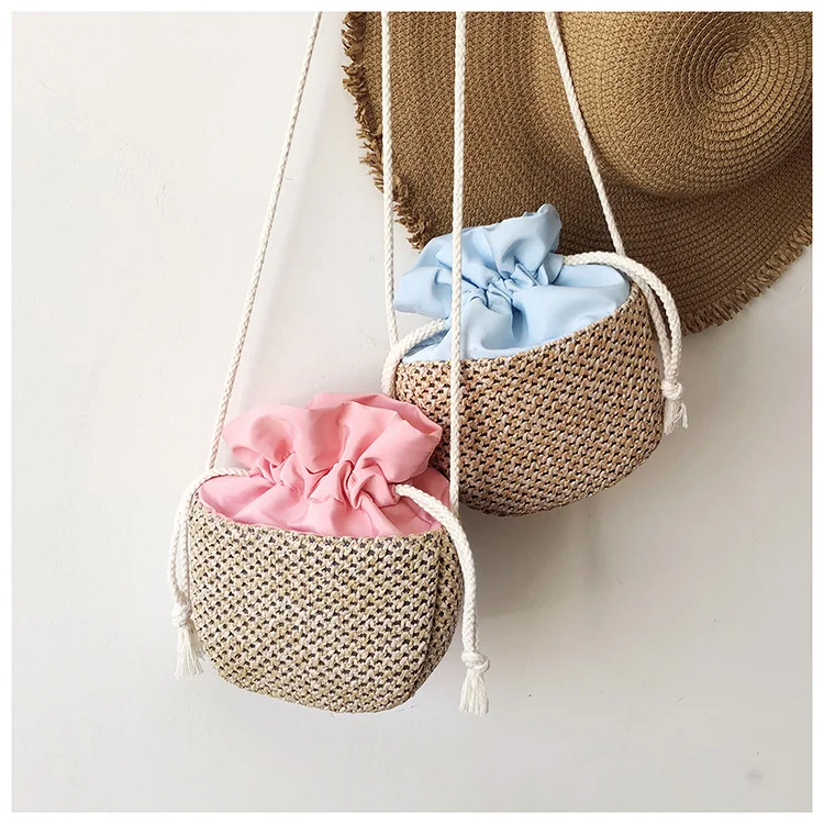 Petit sac bandoulière en osier