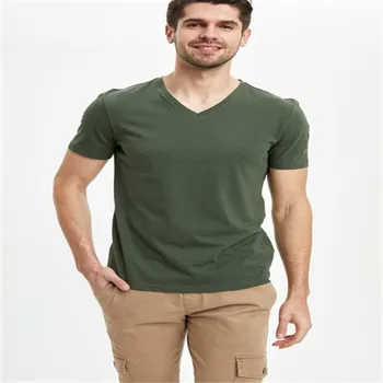 

2020 new men's summer short-sleeved T-shirt men's casual T-shirt solid color T-shirt black white T-shirt