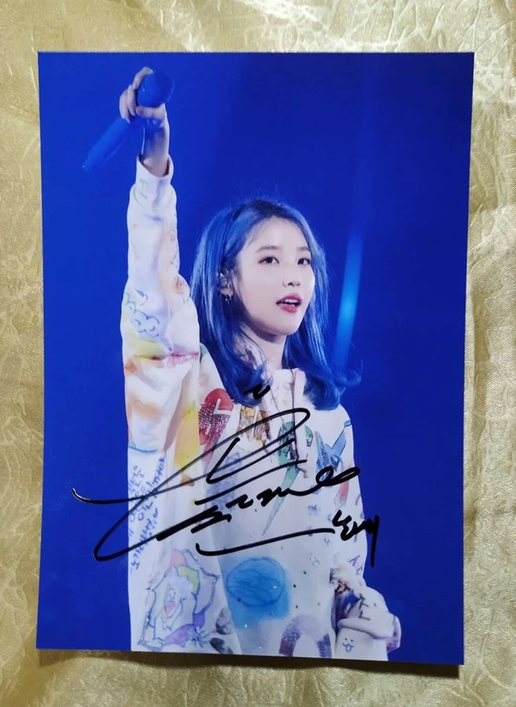 IU 月之恋人 步步惊心 签名照 040220200