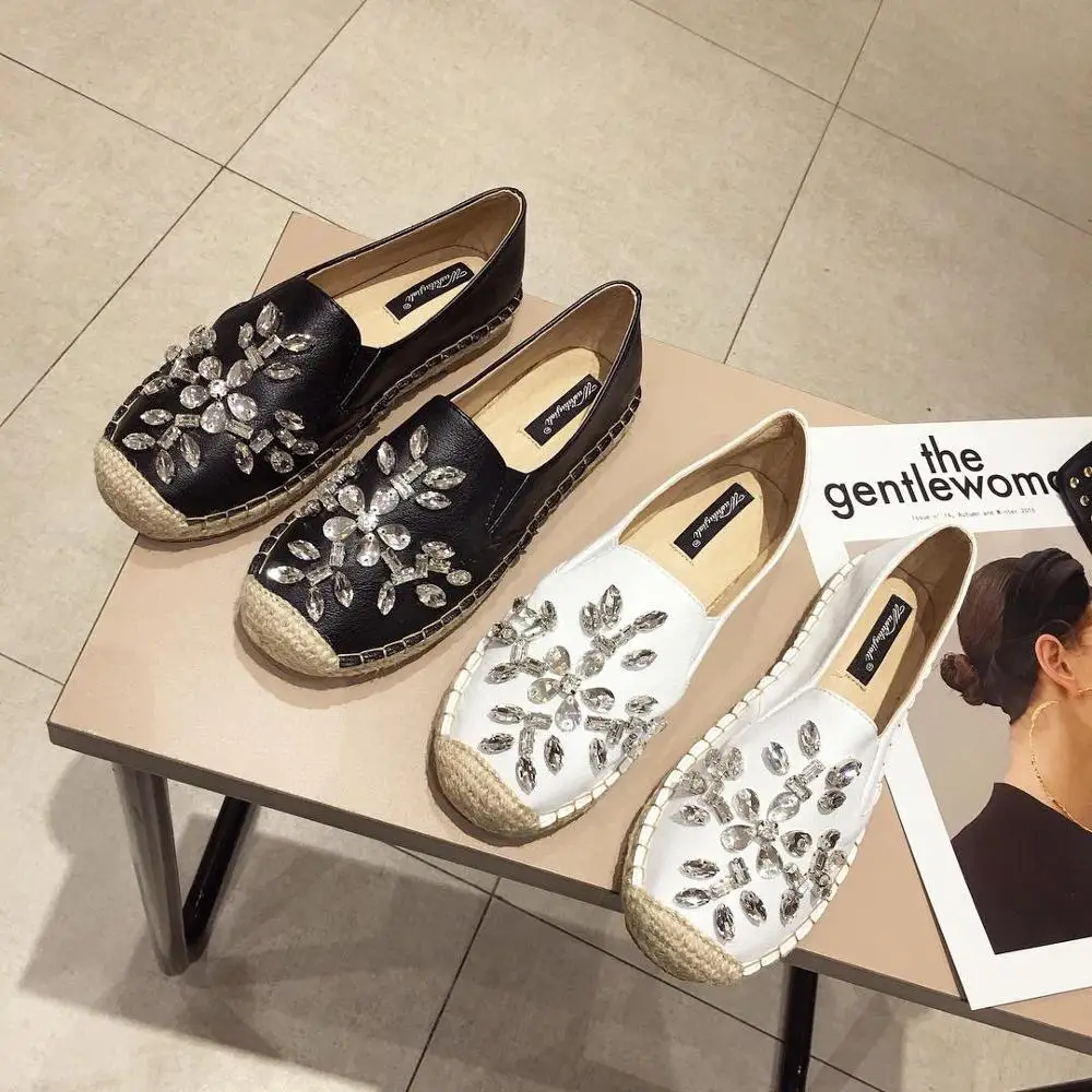 

Crystal Slip On Shoes For Women 2019 Fashion Women's Casual Female Sneakers Flats All-Match Round Toe Shallow Mouth Rhinestone