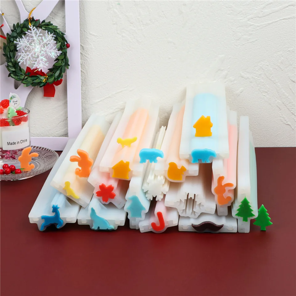 

Reusable Xmas Elk Shape Silicone Aromatherapy Soap Pipe Mould Christmas Festival Wand Cake Decor DIY Candle Tube Mould Make Tool