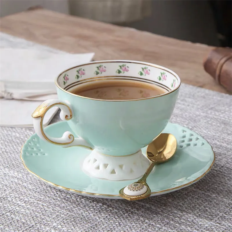 Nordic Ceramic Light Luxury Hollow Coffee Cup with Spoon and Saucer Set Creative Bone China Phnom Penh Flower Teacup Drinkware | Дом и сад