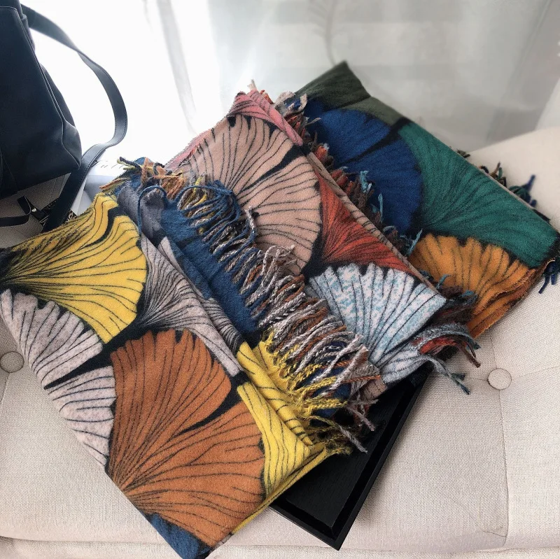 Модный женский длинный зимний шарф с принтом листьев, универсальные шали и деформации, женские теплые мягкие шарфы на шею