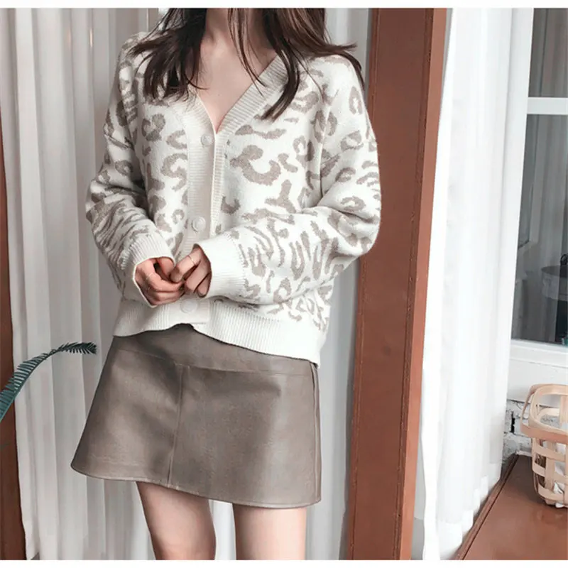 

Alien Kitty Autumn 2019 New Leopard Elegant Sweet Lazy Style Warm Thick Cardigans Knitted High Quality Women All-Match Sweaters