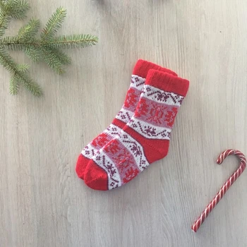 

Children's socks, color red, size 11-12