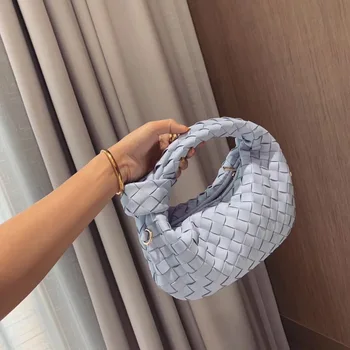 

2020 New Woven Large Ruched Cloud Bag Leather Pleated Shoulder Vintage Dumplings Bag Clutch Bag Handbags Street Lady Tote