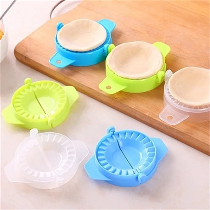 

1 Psc Kitchen tools DIY manual dumpling maker diameter of 7.5 cm dumplings with the word model the Food - Grade Plastic Pack