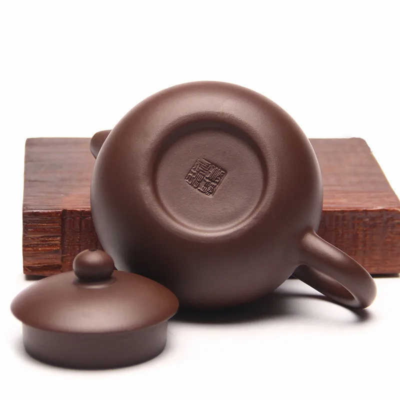 2794178105_1909726845