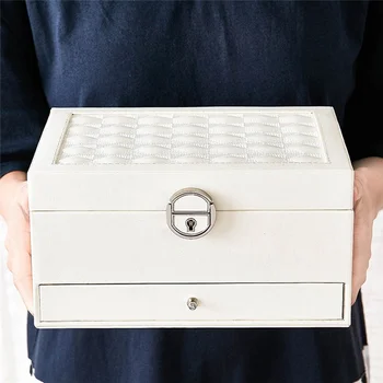 

Jewelry Storage Box With Lock Necklace Earring Ring Organizer Flannel Tray Jewelry Treasure Storage Boxes 20f16