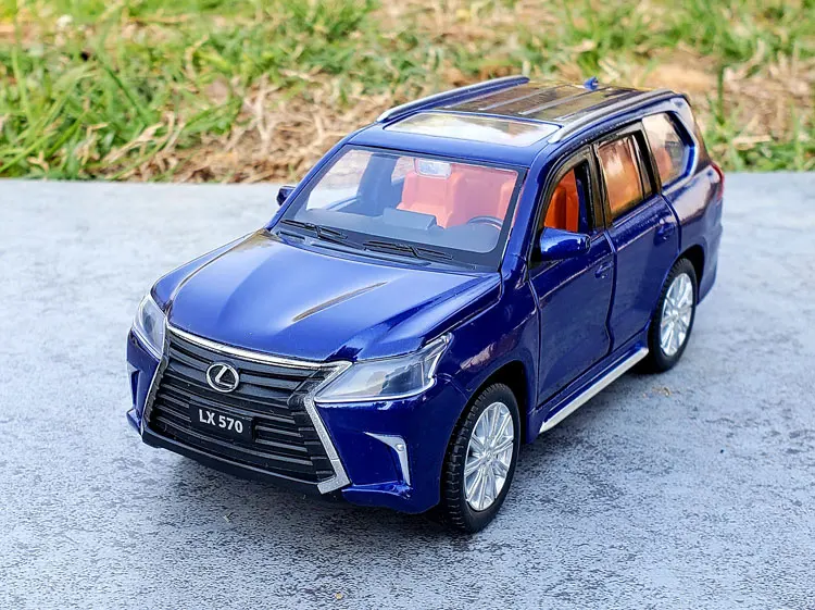 1:32 Масштаб литой лицензированных Коллекция Модель автомобиля для TOYOTA LEXUS LX570