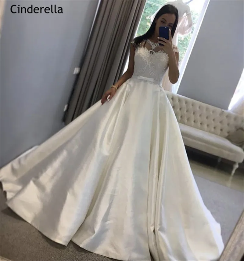 

Cinderella Newest Hand Made Bow Scoop A-Line Sweep Train Lace Up Back Lace Applique Satin Wedding Dresses vestido de noiva
