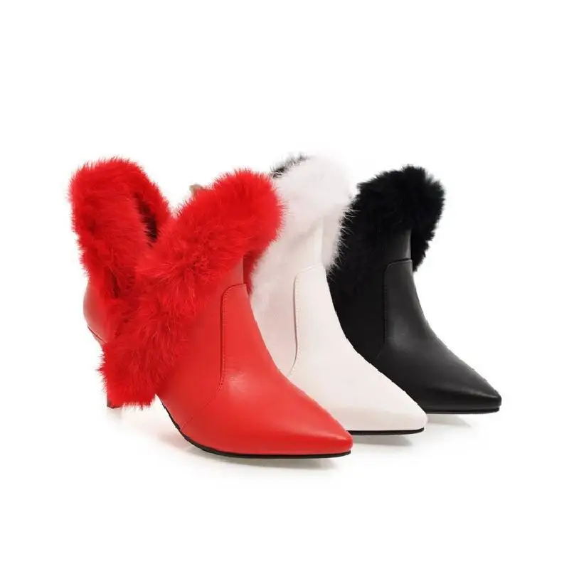 Красные белые черные меховые модные короткие сапоги 2020 трендовые удобные