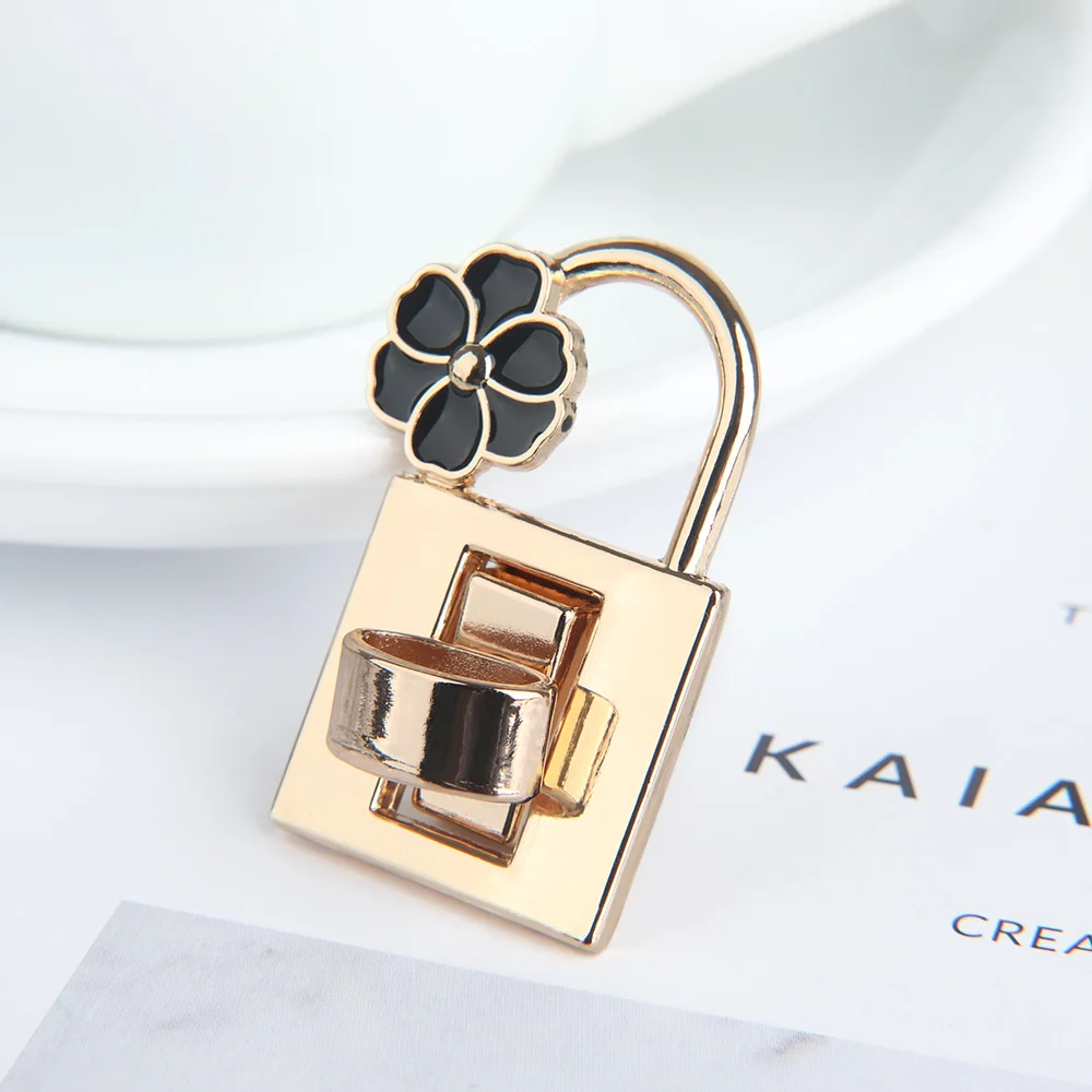 1Pc Metal Clasp Turn Lock Twist Fashion Flower For DIY Handbag Craft Purse Hardware Closure Bag Parts Hardware Accessories