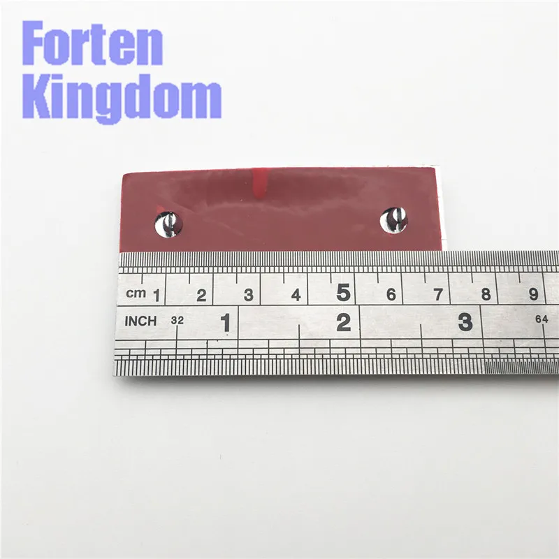 GT red and white badge 01