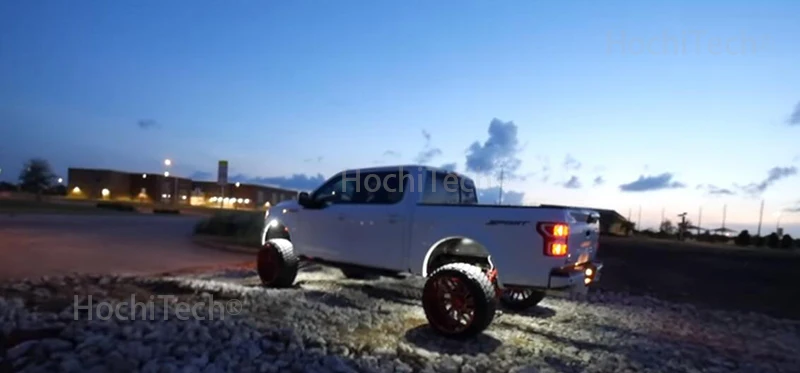RGB светодиодные горные фонари беспроводной Bluetooth музыка мигает много цветов для Jeep wrangler Лодка Грузовик подавтомобиль свет