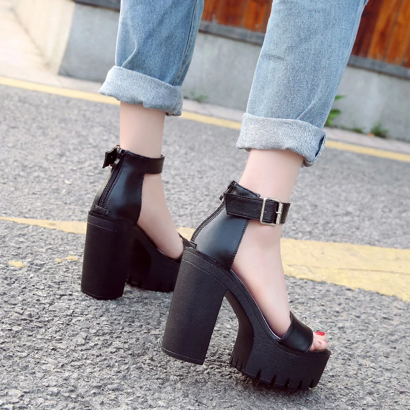 

2020 new female sandals trend Color-blocking super high heel Simple versatile Round head sponge cake base shoesfor women U23-14