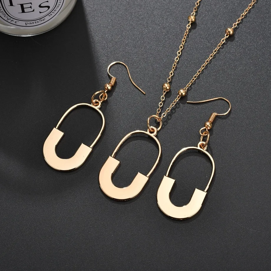 

Bohemia 3 pcs/set lock pendant necklace set with alloy for women sweater necklace chain necklace set women jewelry wholesale