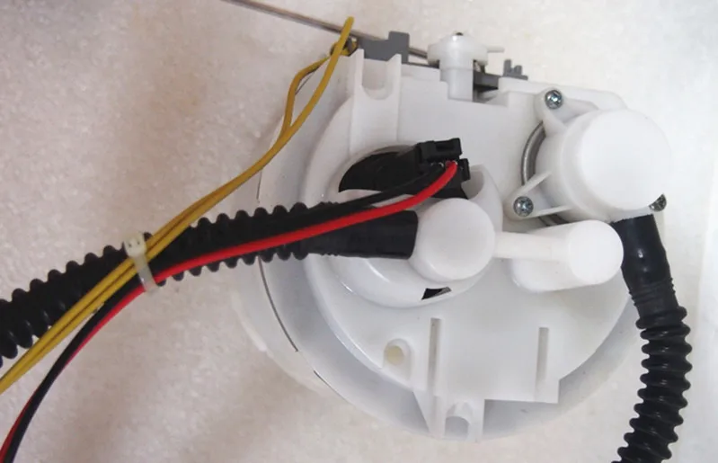 Блок топливного насоса E10545M для FORD MONDEO III (B5Y) 2 5 V6 24|pump fashion|pump pressure spray bottlesassembly head |