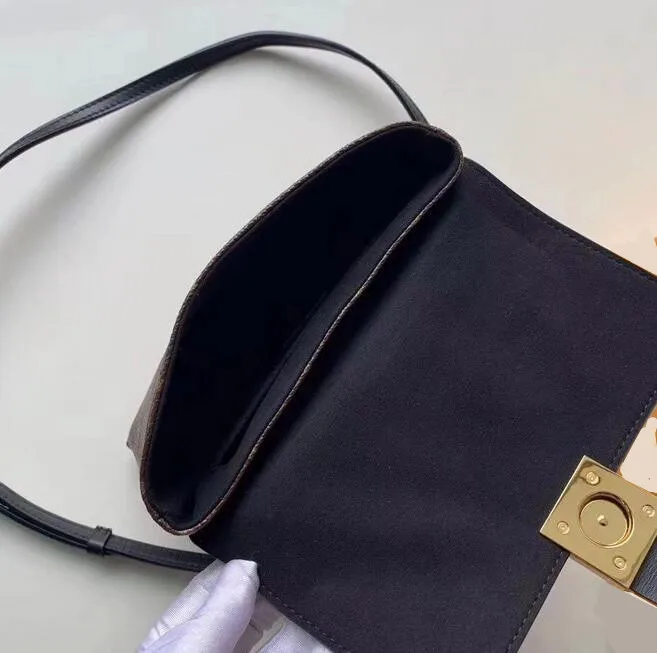 

Handbag backpack