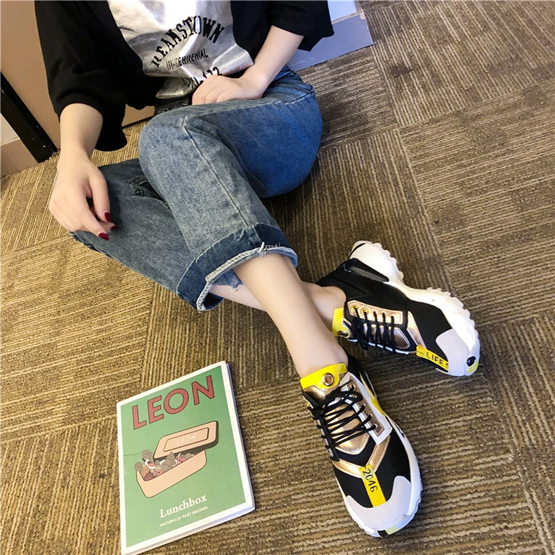 women running sneakers 