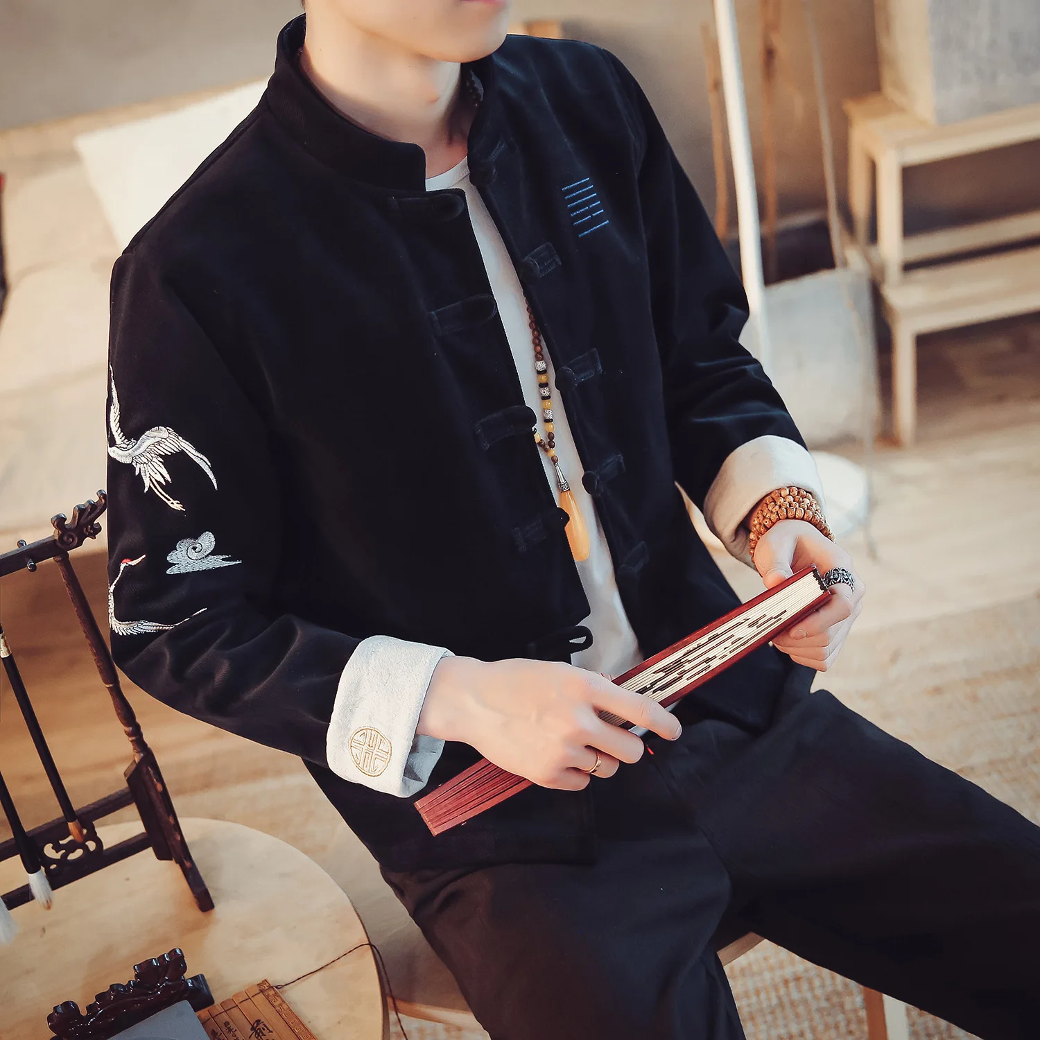 

2019 Autumn And Winter New Style Men Chinese-style Corduroy Embroidery Jacket Retro Frog Cardigan Stand Collar Jacket