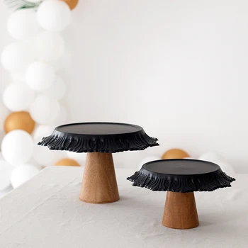 

Simple Art Wooden Cake Pan Dessert Display Stand European Modern Household Iron Art Embossed Lace Cake Fruit Jewelry Table Large