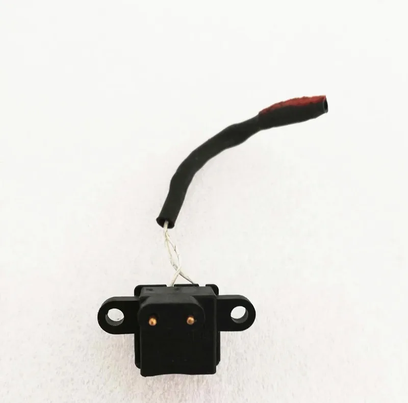 

Разборка лампы головного света (а)