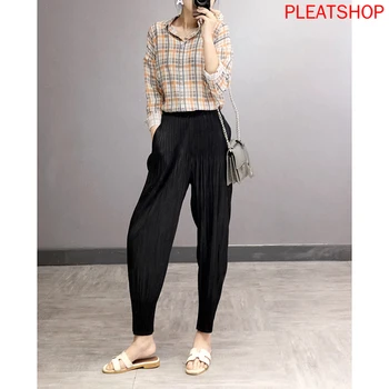 

Miyake Fold 2020 New Summer Pants Loose Plus Size Turnip Pants Thin Wild Nine Harem Pants Pleats Oggers Women Vetement Femme