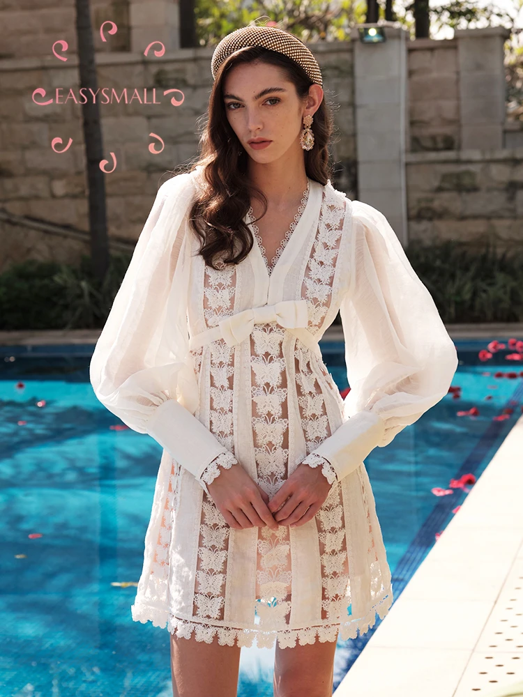 Easysmall Zimmer Vrouwen Jurk Fashion High-End Vlinder Mouw Bladerdeeg Hof Stijl Uitsparing Hoge Taille Jurken Easysmall Zimmer Vrouwen Jurk Fashion High-End Vlinder Mouw Bladerdeeg Hof Stijl Uitsparing Hoge Taille Jurken