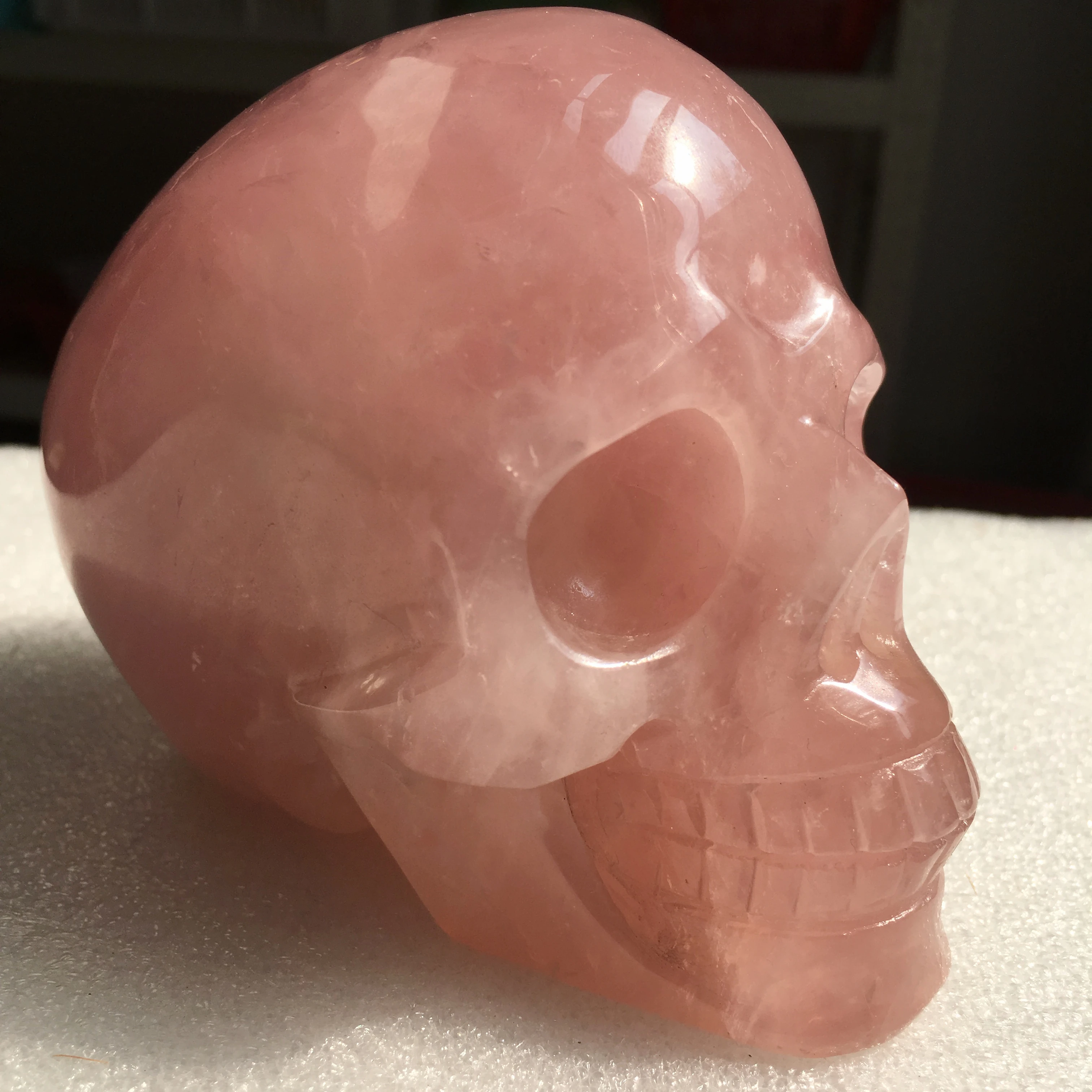Natural Rose Quartz Crystal Hand Carved Skull Carving Reiki Healing Skulls For Decorate 4