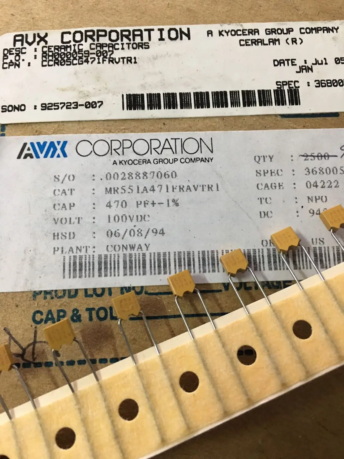 30 шт. Соединенные Штаты AVX 100v470PF100V 470P 471 1% января многослойный керамический конденсатор P5 NP0 fever